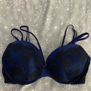 Very sexy Victoria Secret push-up bra